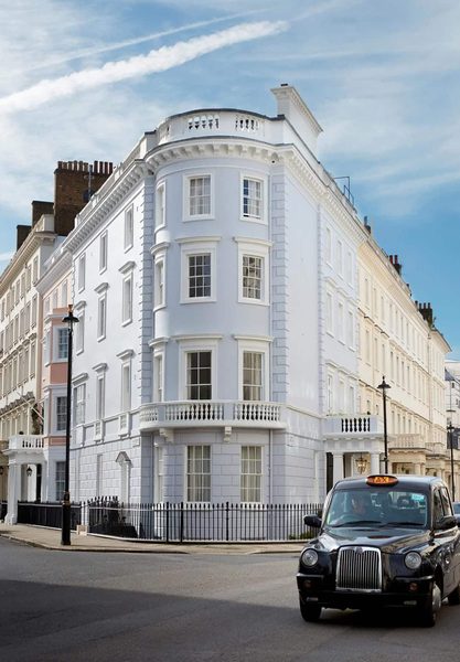 2 Chesham Hotel Belgravia — Property
