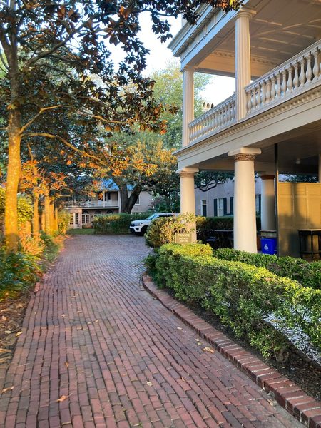21 East Battery Bed and Breakfast — Property
