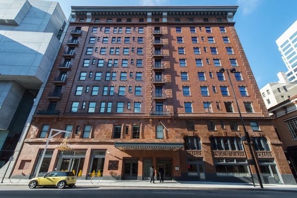 21c Museum Hotel Cincinnati — Property