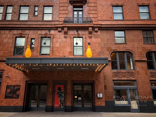 21c Museum Hotel Cincinnati — Property