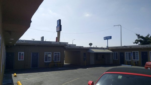 24 Hour motel Los Angeles California — Property