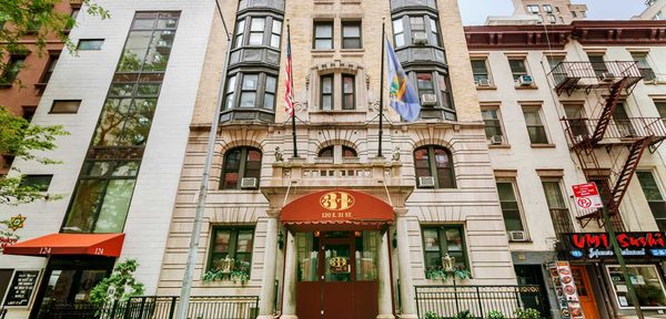 31 Street Broadway Hotel New York City New York — Property