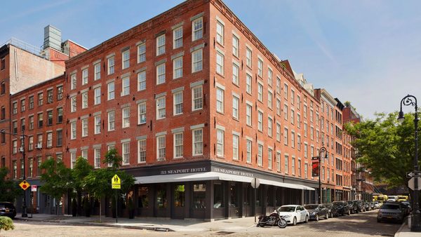 33 Hotel New York City Seaport — Property