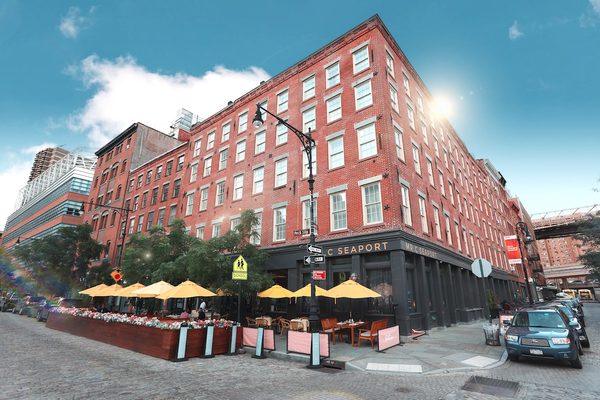 33 Hotel New York City Seaport — Property