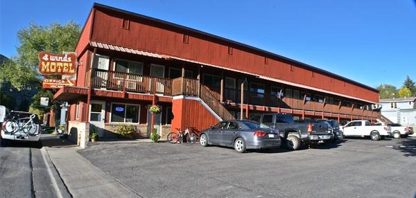 4 Winds Motel — Property
