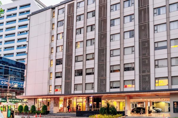 56 Surawong Hotel — Property