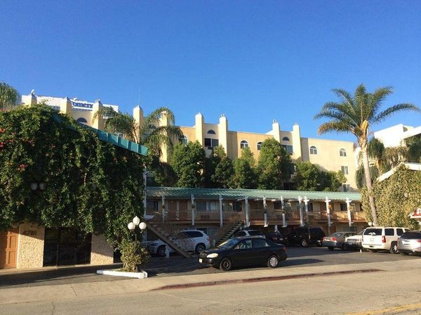 777 Motor Inn Los Angeles California — Property