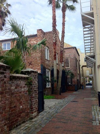 A Bed and Breakfast at 4 Unity Alley — Property