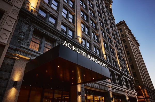 AC Hotel Kansas City Downtown — Property