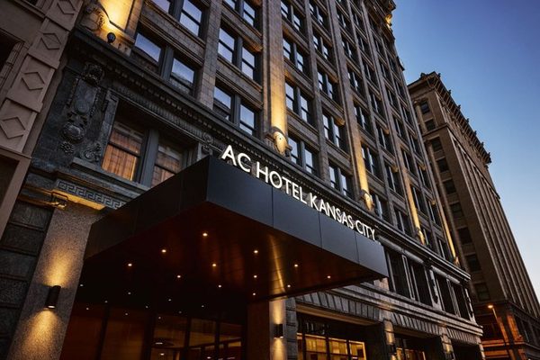 Ac Hotel Kansas City Plaza — Property