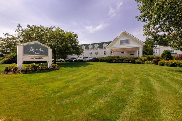 Acadia Inn — Property