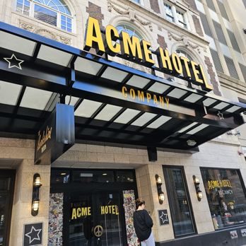 ACME Hotel Chicago Outset Collection by Hilton Chicago Illinois — Property