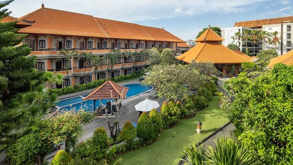 Adi Dharma Hotel Kuta — Property
