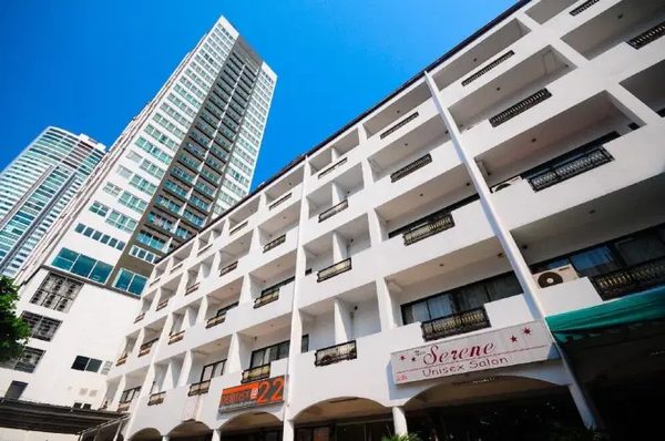 Admiral Suites Bangkok — Property