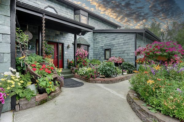 Alaska House Of Jade Bed And Breakfast — Property