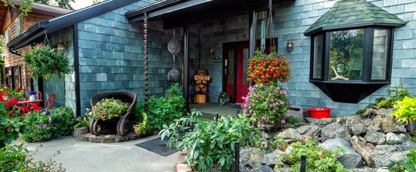 Alaska House Of Jade Bed And Breakfast — Property