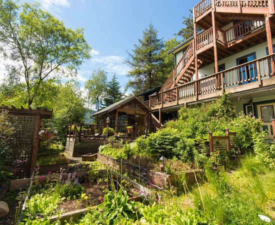 Alaska s Capital Inn Bed and Breakfast — Property