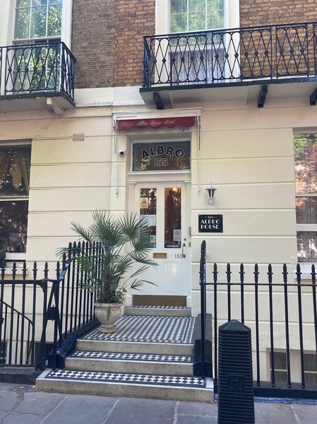 Albro House Hotel — Property