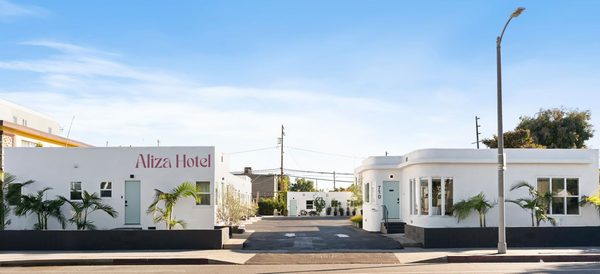 Aliza Hotel Los Angeles California — Property