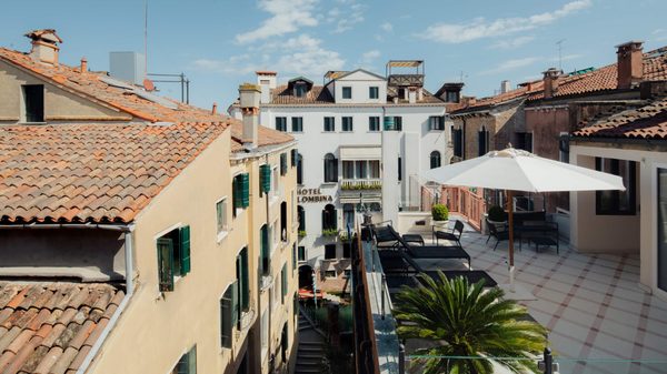 All Angelo Art Hotel — Property