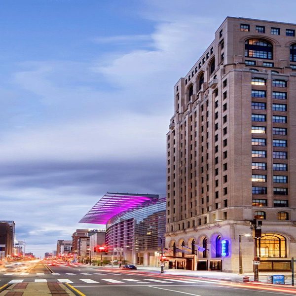 Aloft by Marriott Philadelphia Downtown — Property