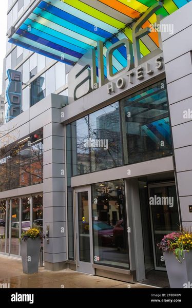 Aloft Chicago Downtown River North — Property
