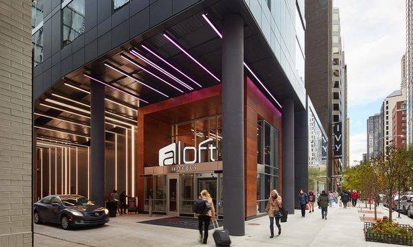 Aloft Chicago Mag Mile — Property