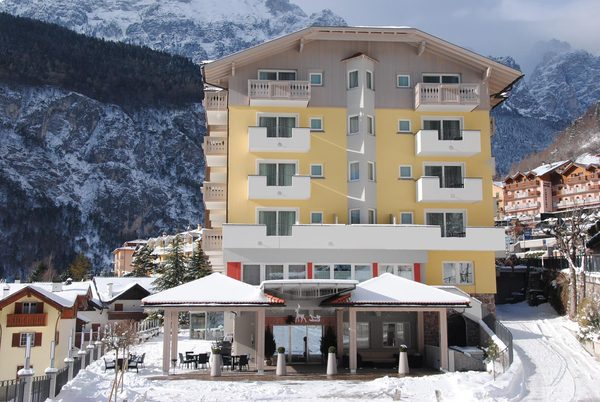 Alpenresort Belvedere Spa Gourmet Dolomiti — Property