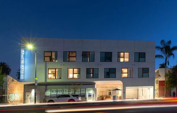 Alsace Hotel Los Angeles Los Angeles California — Property