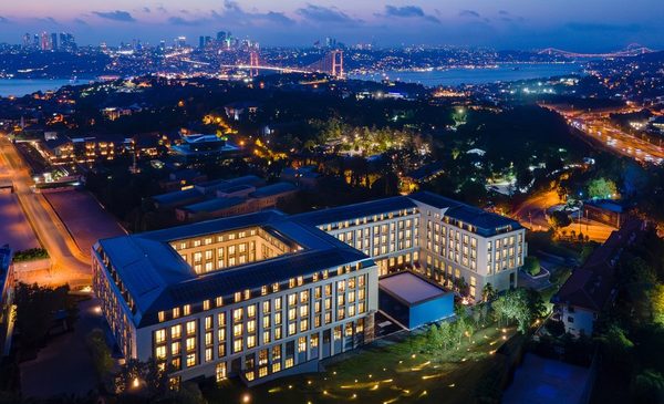 Altunizade Suites Istanbul Curio Collection By Hilton Istanbul — Property