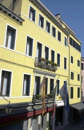 Amadeus Hotel — Property