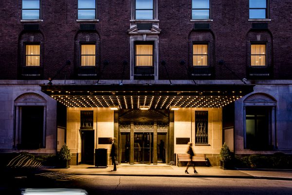 Ambassador Gold Coast The Chicago Hotel Collection — Property
