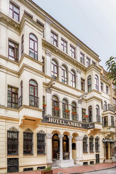 Amber Hotel Istanbul — Property