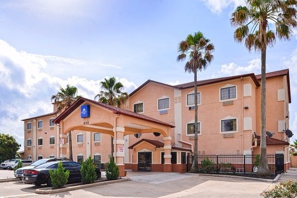 America s Inn — Property