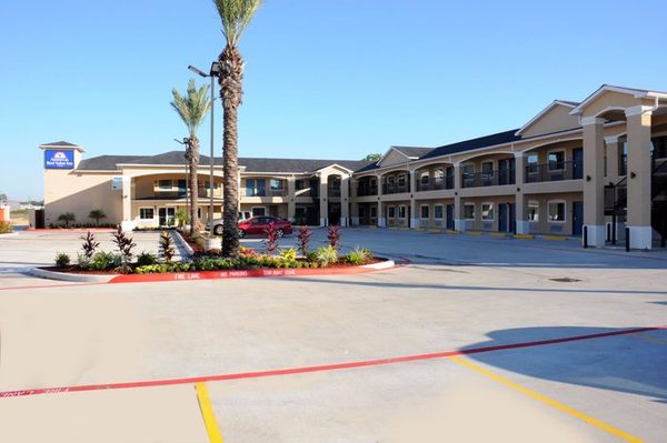 Americas Best Value Inn Houston at FM 529 — Property