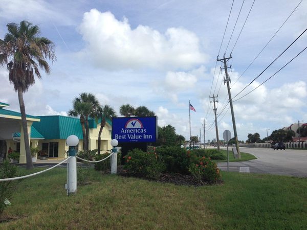 Americas Best Value Inn Satellite Beach Melbourne South Patrick Shores Brevard County — Property