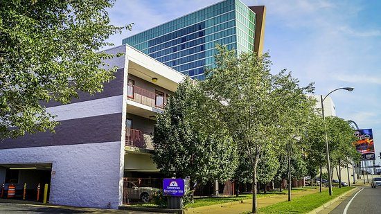 Americas Best Value Inn St Louis South — Property