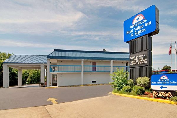 Americas Best Value Inn Suites Clarksdale Clarksdale Mississippi — Property