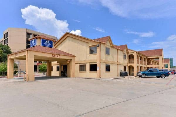 Americas Best Value Inn Suites Houston Brookhollow NW — Property