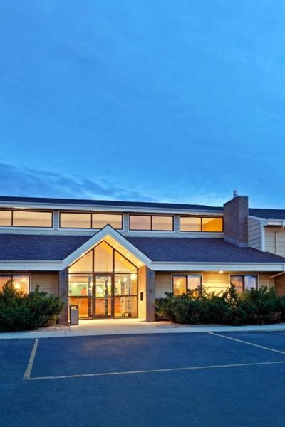 AmericInn by Wyndham Mitchell — Property