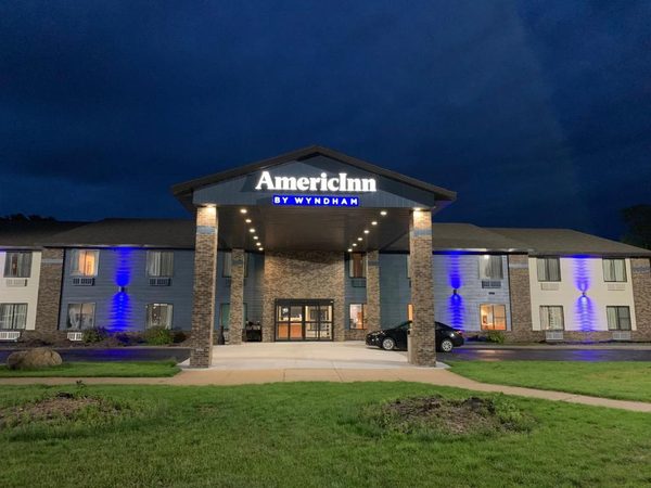 AmericInn by Wyndham Prairie Du Chien — Property