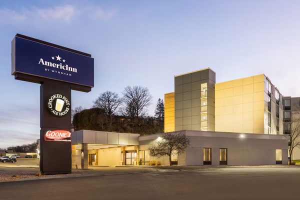AmericInn by Wyndham Rochester Airport — Property
