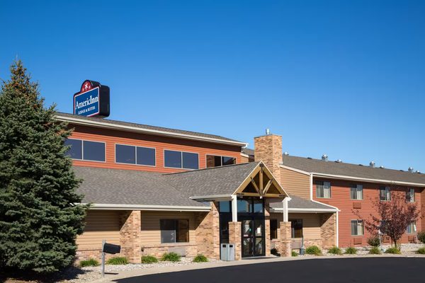 AmericInn by Wyndham Sioux City — Property