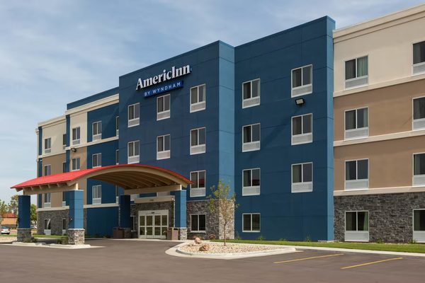 AmericInn by Wyndham Sioux Falls North — Property