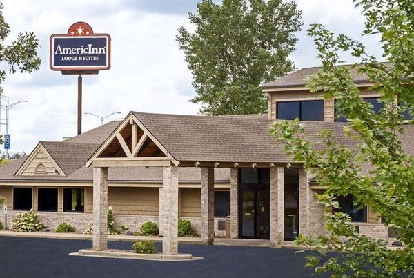 AmericInn by Wyndham Tomah — Property