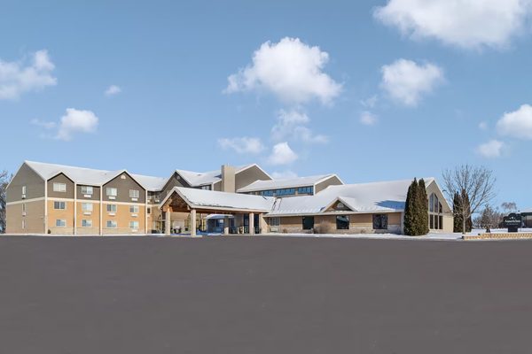 AmericInn by Wyndham Valley City — Property