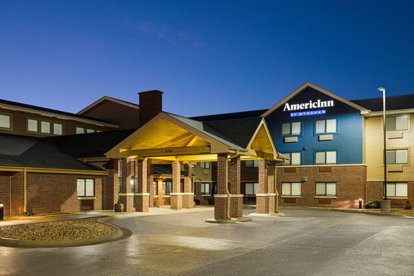 AmericInn Lincoln South — Property