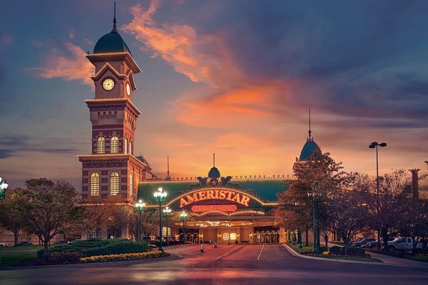 Ameristar Casino Hotel Kansas City — Property