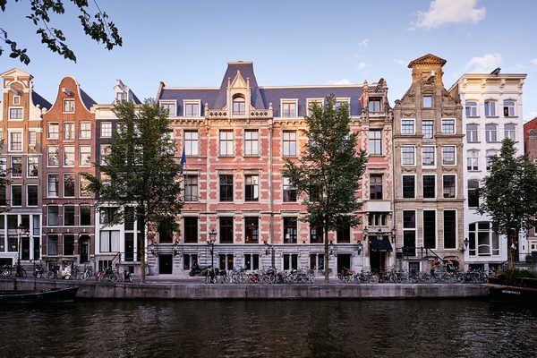 Amsterdam Canal Hotel — Property