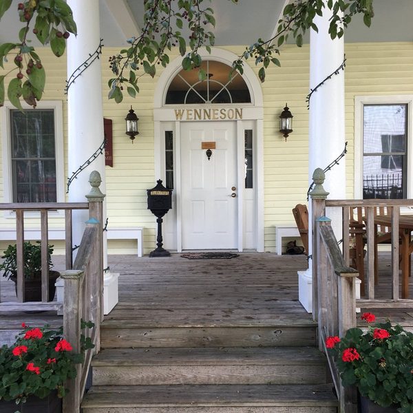 Andor Wenneson Historic Inn — Property